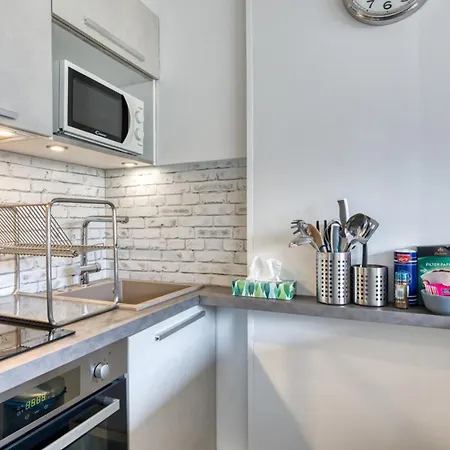 Olivia Avec Place De Parking Rouen