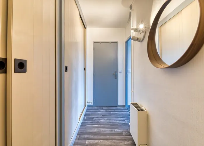 Olivia Avec Place De Parking アパート *